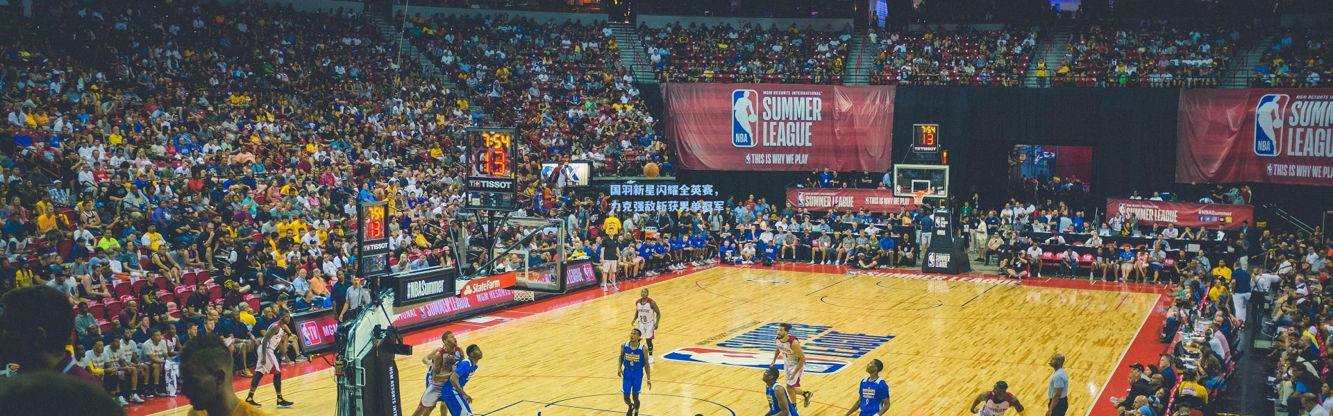 彩客网官网-国羽新星闪耀全英赛，力克强敌斩获男单冠军