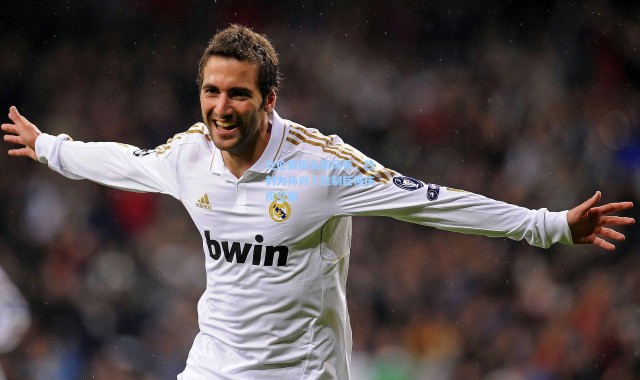 彩客网官网投注_北伦敦街头新风景，热刺为孙兴慜绘制巨幅庆祝壁画